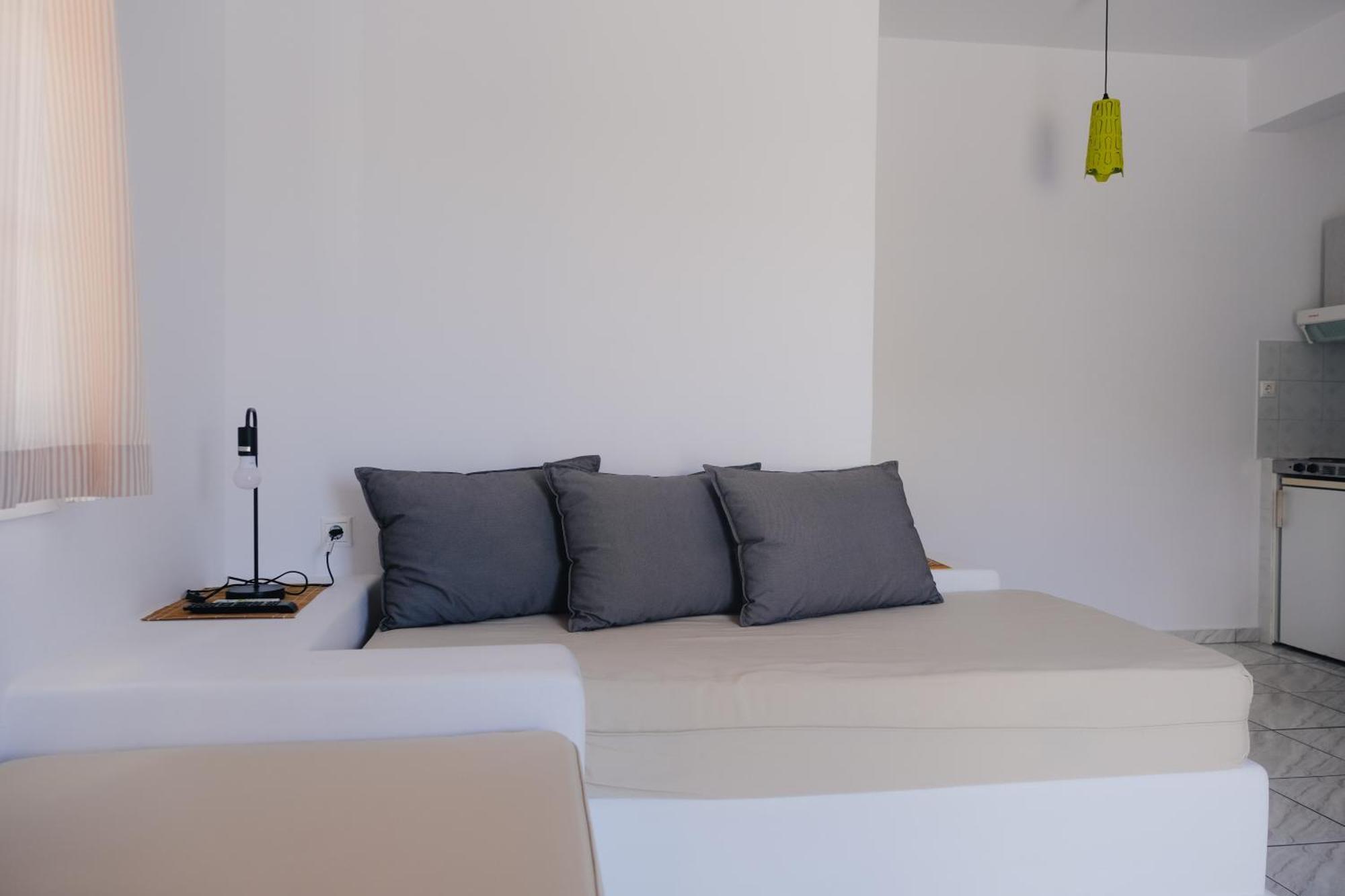Paradise Apartments Studios Mylopotas Extérieur photo